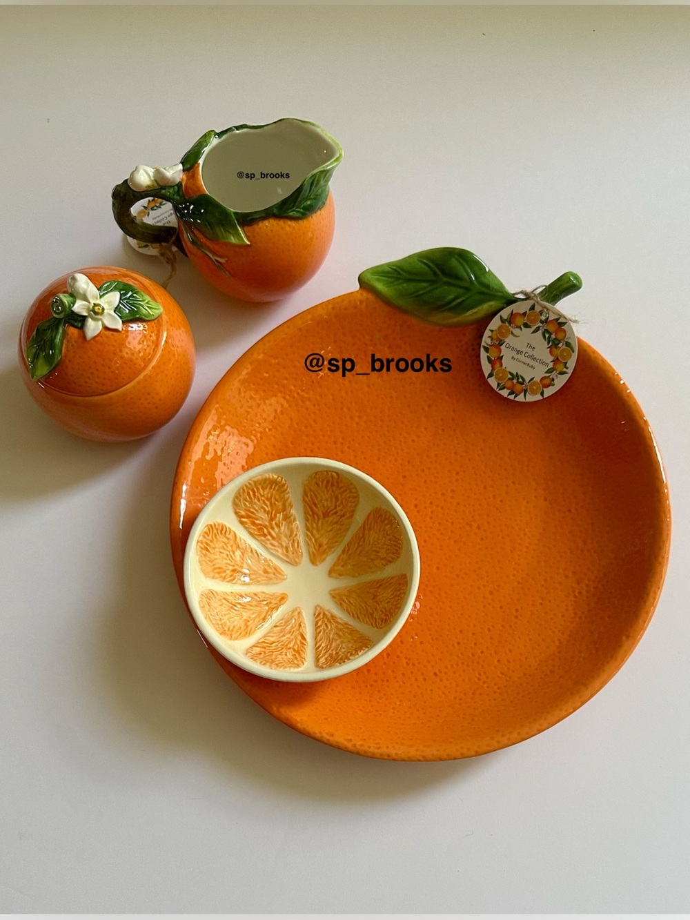 🎁4PC Breakfast Bundle Fruit & Dip Bowl with Covered Sugar & Creamer Orange Motif